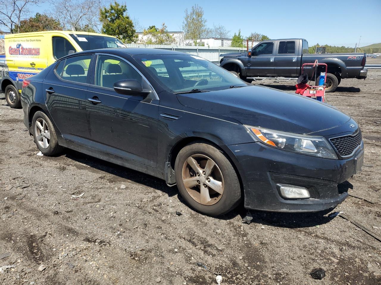 2015 Kia Optima Lx vin: 5XXGM4A75FG467928