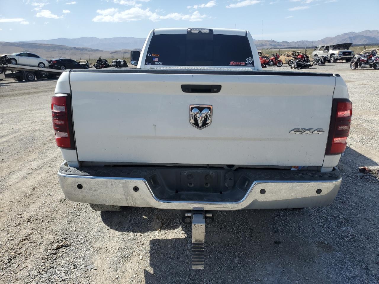 2016 Ram 3500 Laramie vin: 3C63RRJLXGG116044