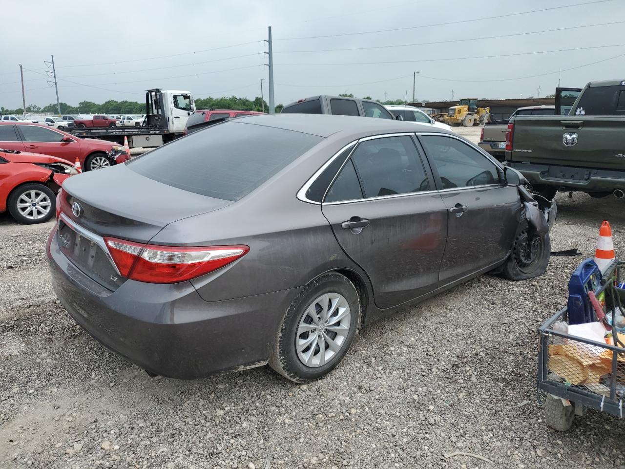 4T1BF1FKXHU682262 2017 Toyota Camry Le