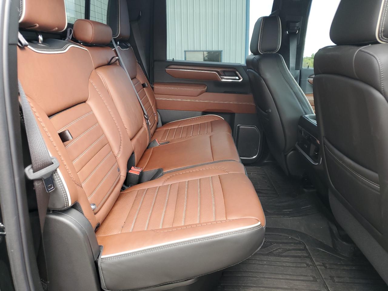 1GT49YEY9RF224527 2024 GMC Sierra K3500 Denali Ultimate