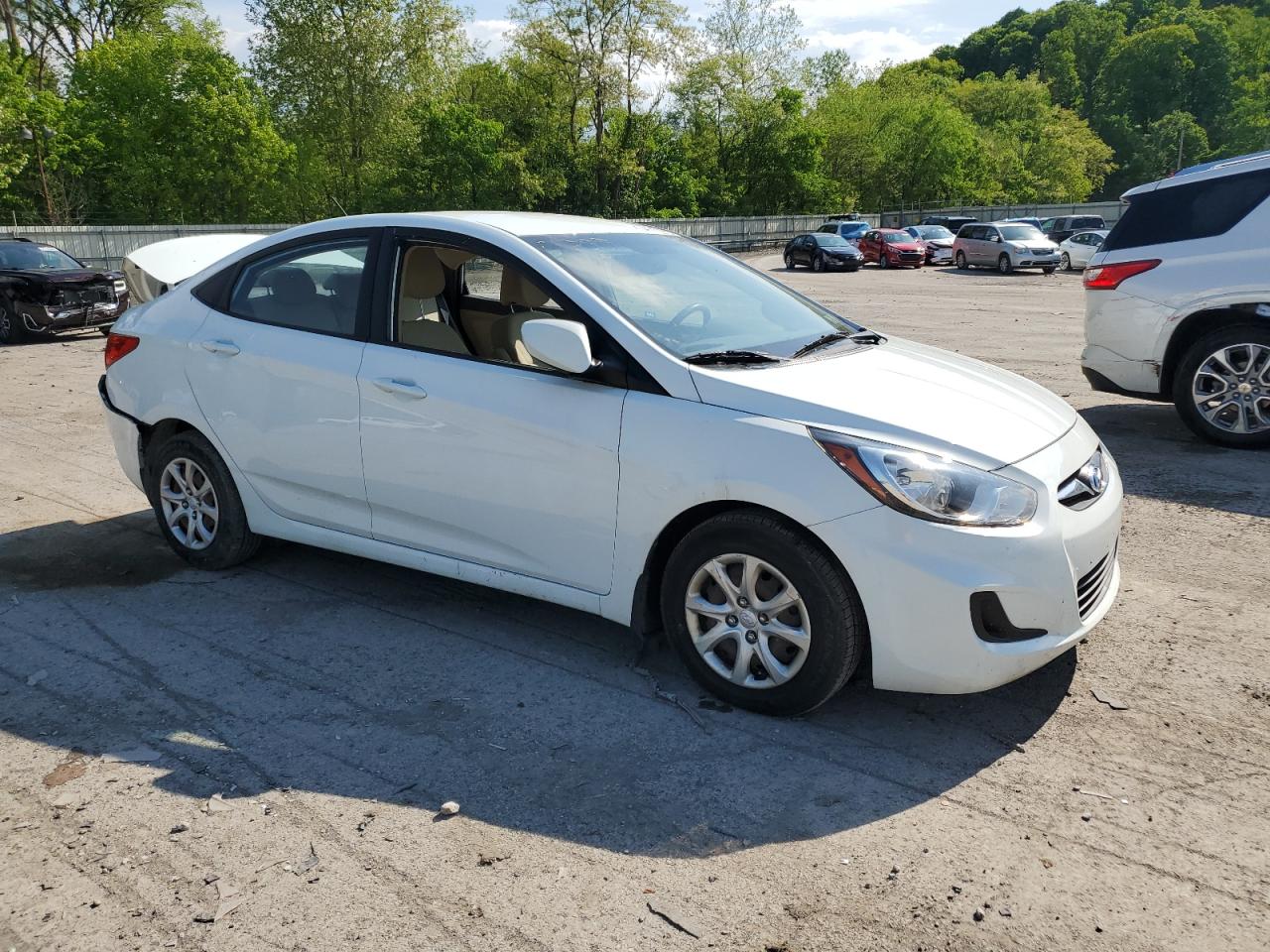 KMHCT4AE4DU400000 2013 Hyundai Accent Gls