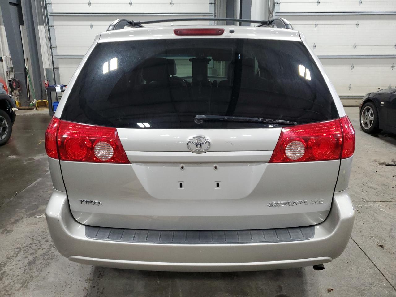 5TDZA22C36S431610 2006 Toyota Sienna Xle
