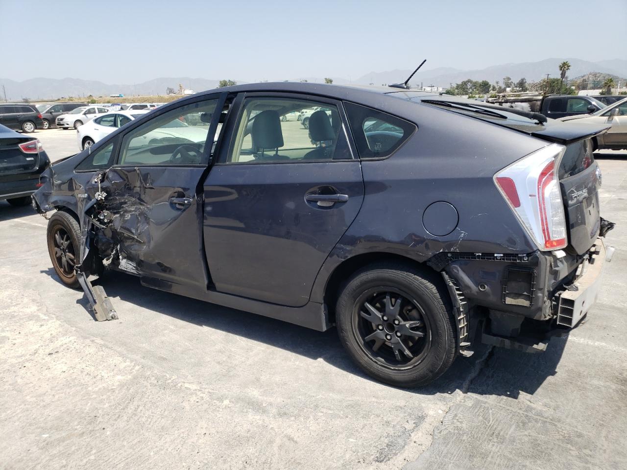 JTDKN3DUXE1774556 2014 Toyota Prius