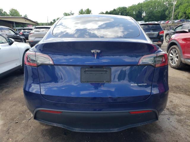 2024 Tesla Model Y VIN: 7SAYGAEE9RF011461 Lot: 55447714