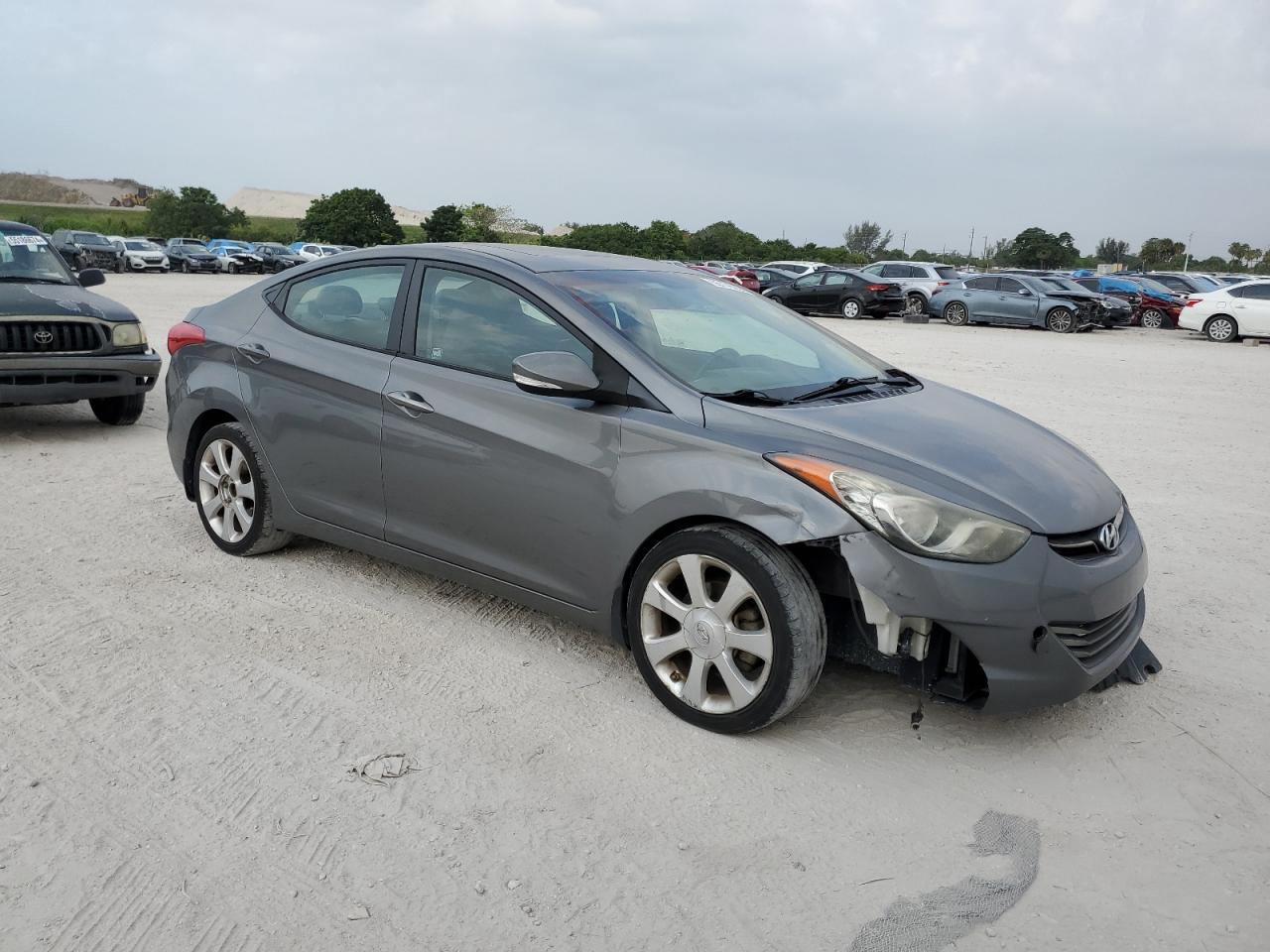 5NPDH4AE1DH281410 2013 Hyundai Elantra Gls