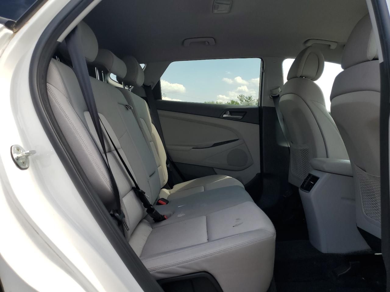 KM8J3CA22HU577786 2017 Hyundai Tucson Limited