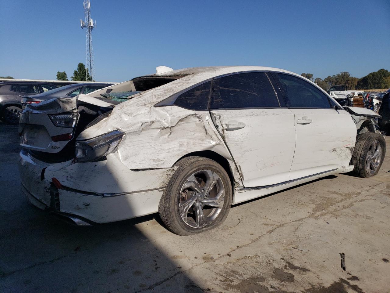 1HGCV2F55JA039824 HONDA ACCORD 2018