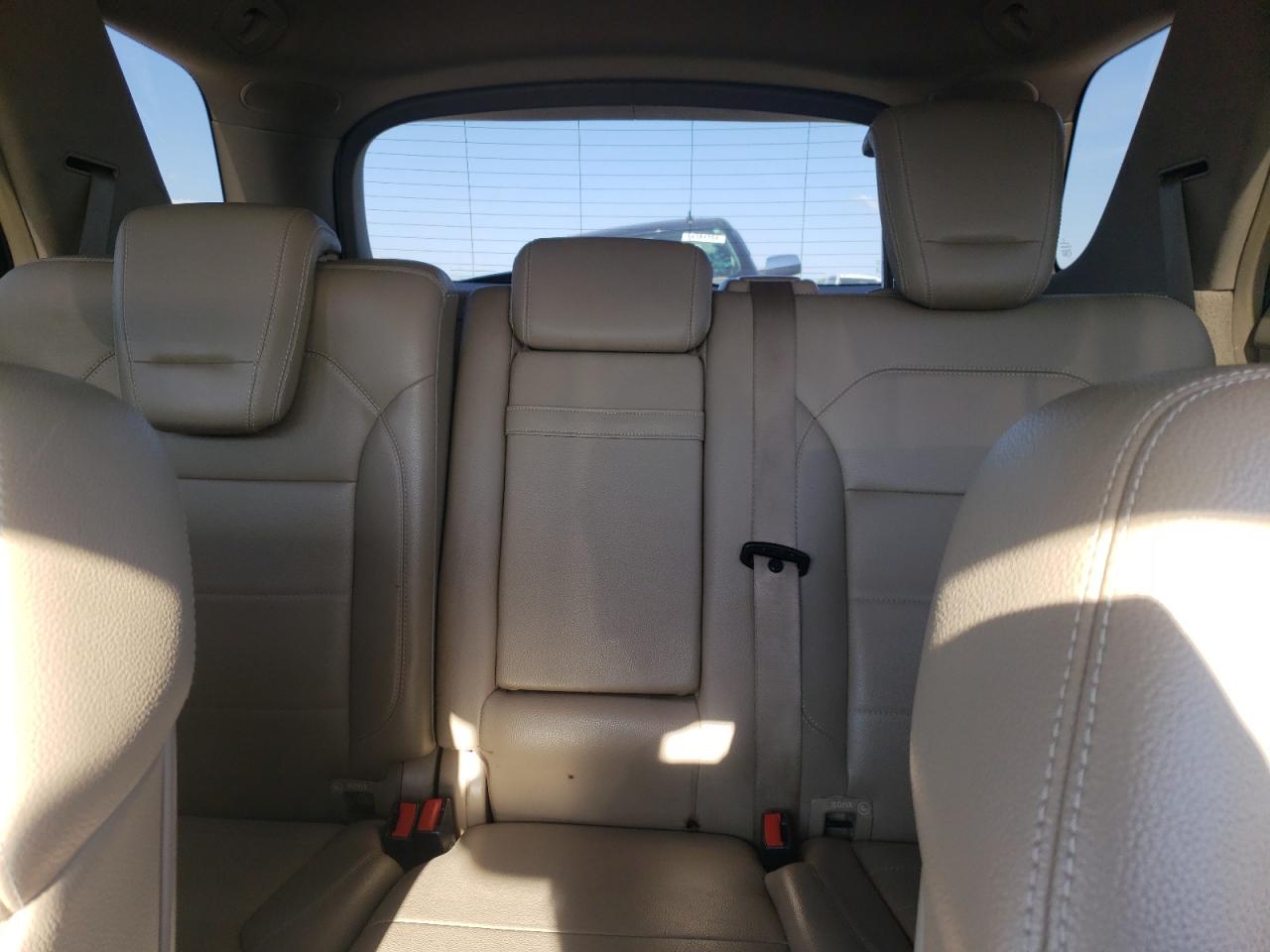 4JGDA5HB1CA049378 2012 Mercedes-Benz Ml 350 4Matic