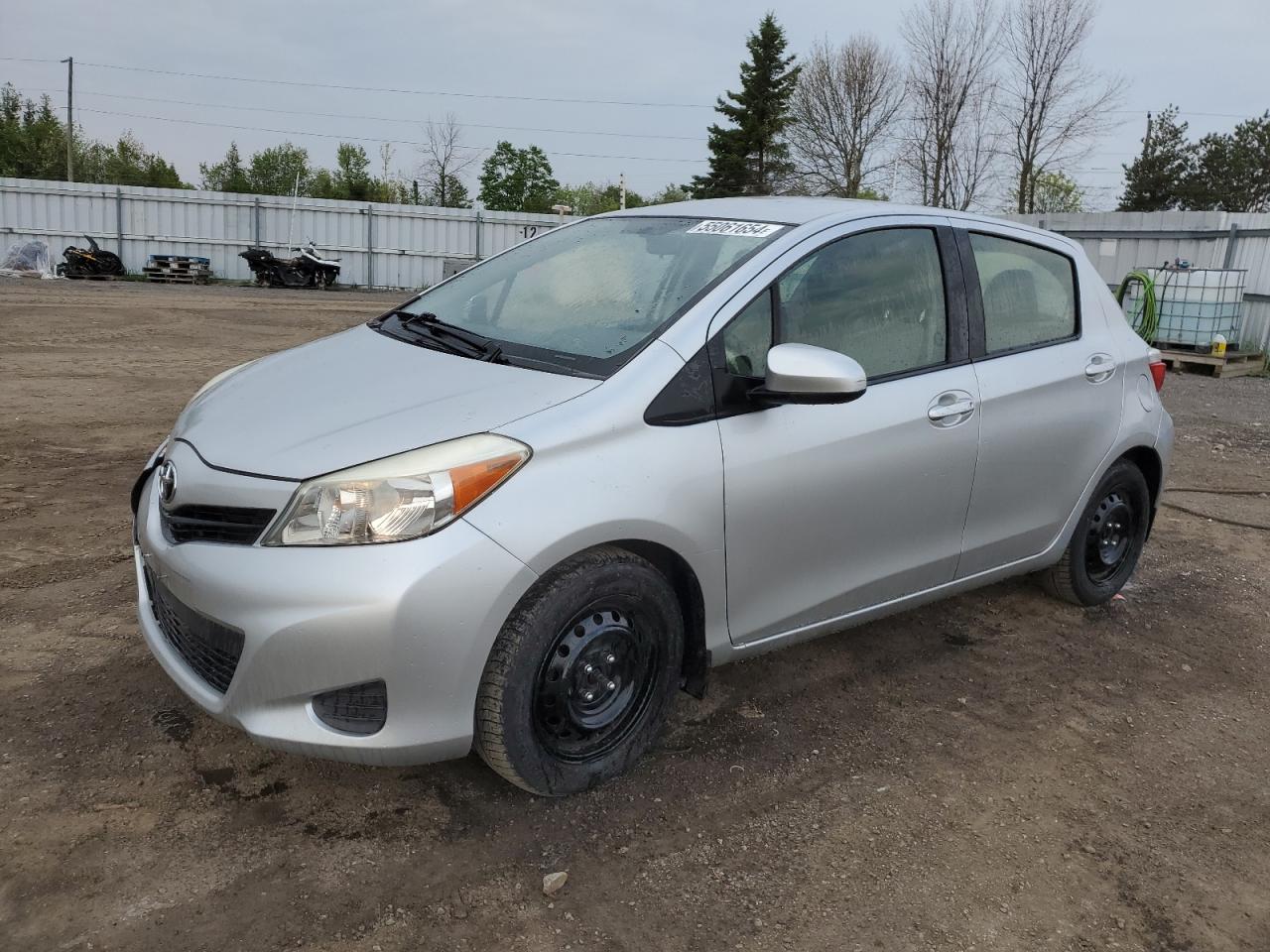 JTDKTUD34CD531288 2012 Toyota Yaris