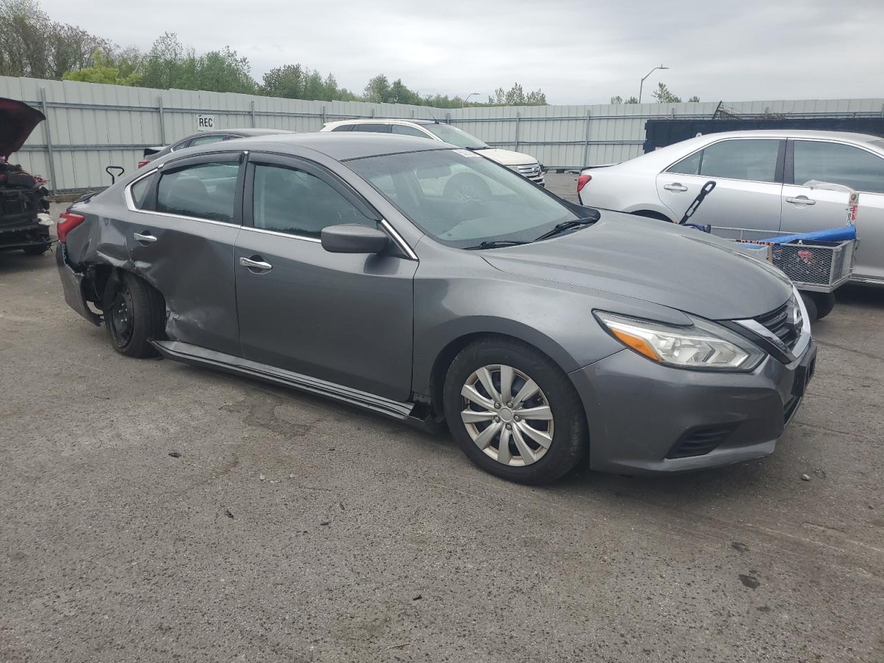 1N4AL3AP3GC174359 2016 Nissan Altima 2.5