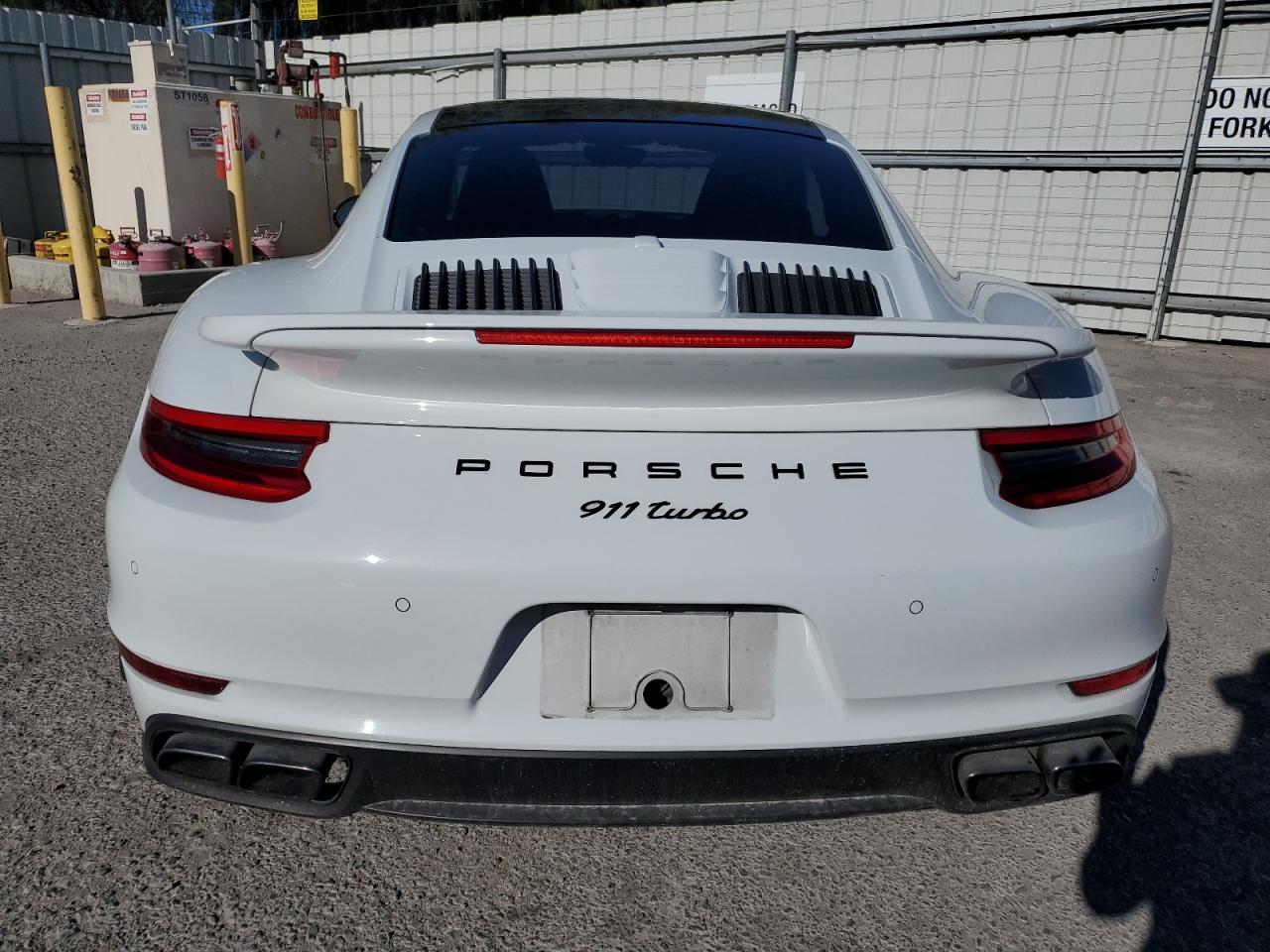 WP0AD2A93JS156492 2018 Porsche 911 Turbo