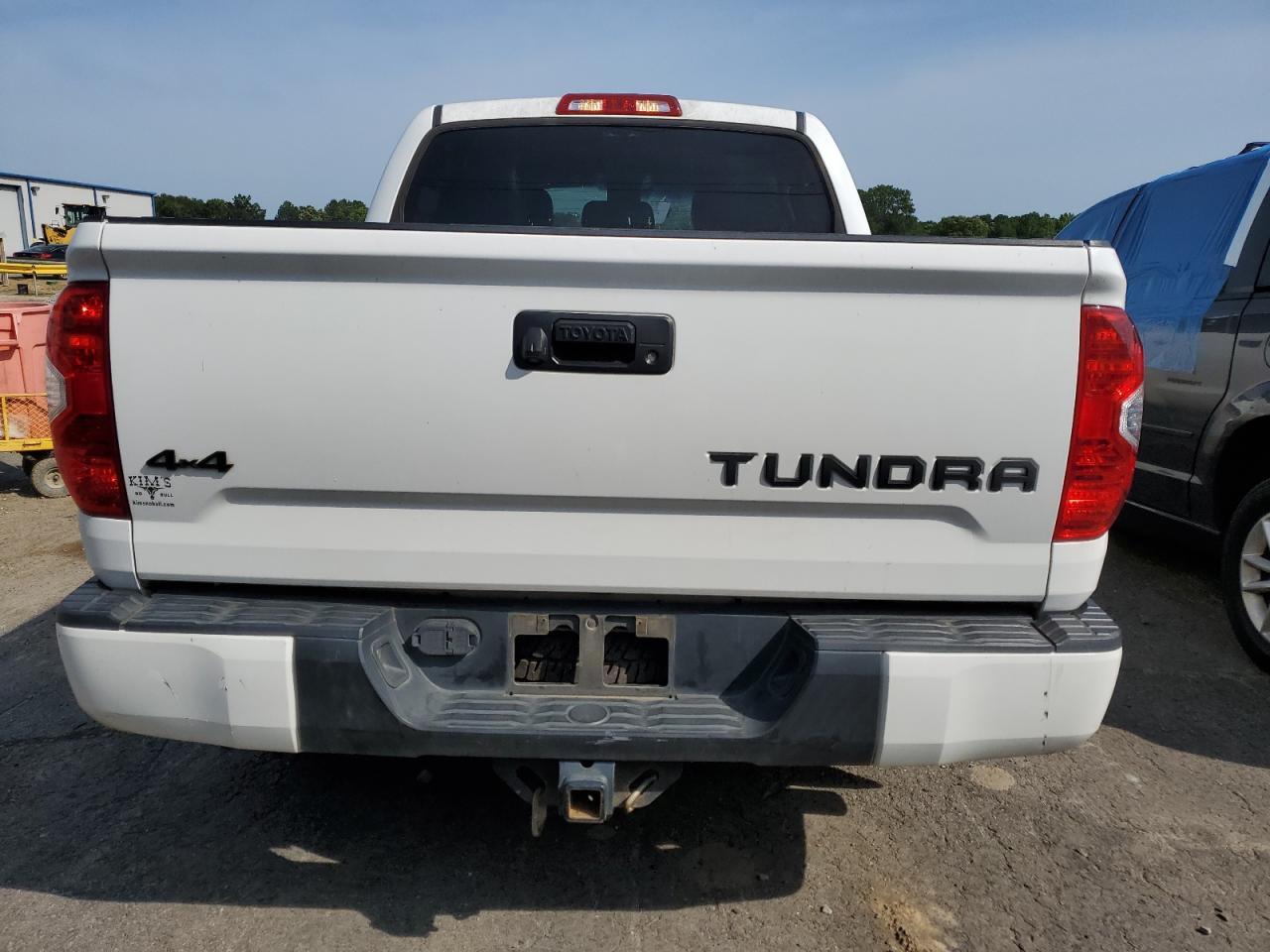 5TFDW5F19FX451442 2015 Toyota Tundra Crewmax Sr5