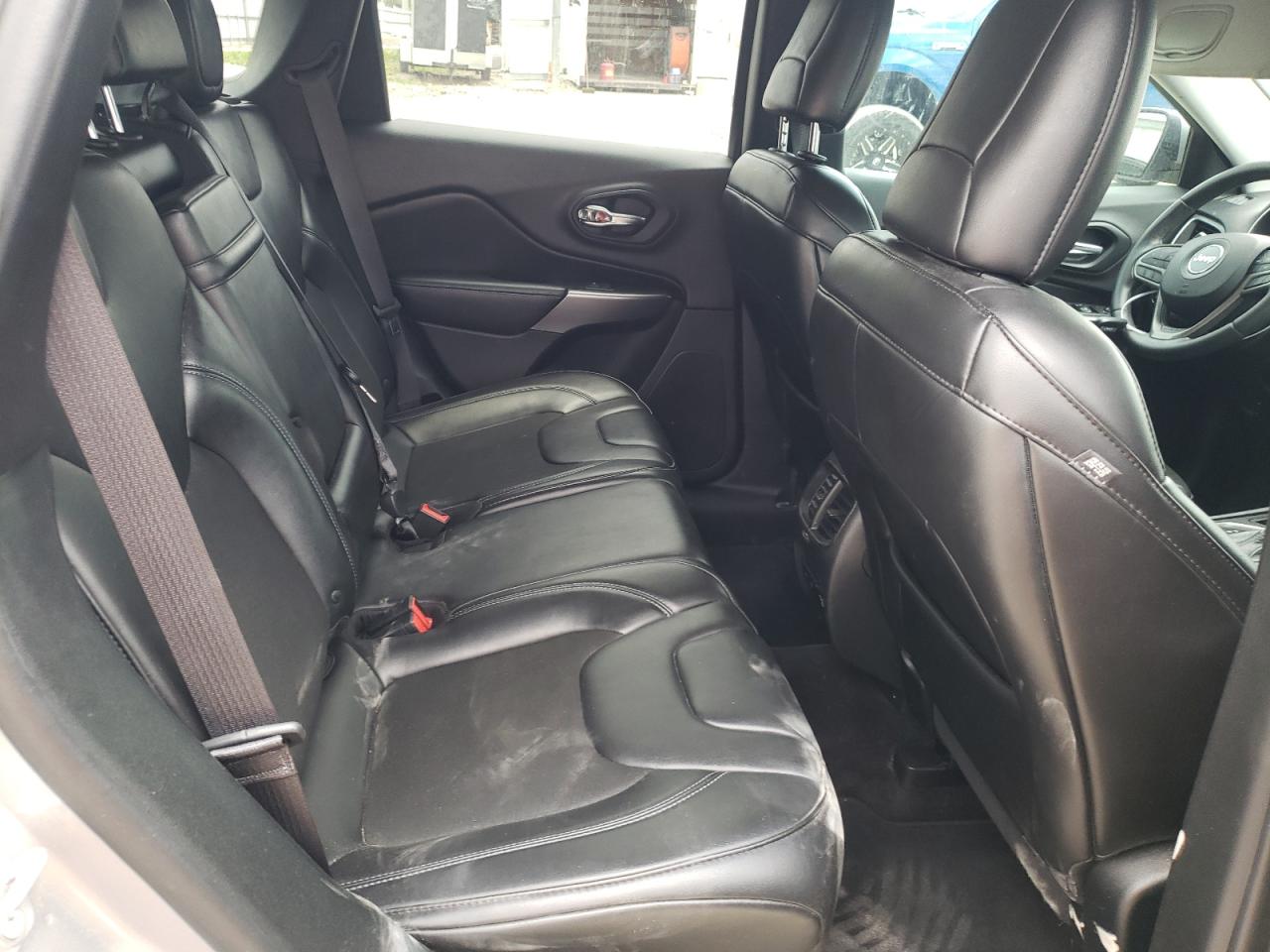 1C4PJLLX7KD226134 2019 Jeep Cherokee Latitude Plus