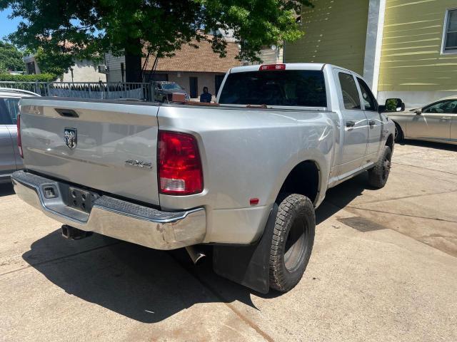 2017 RAM 3500 - Image 4