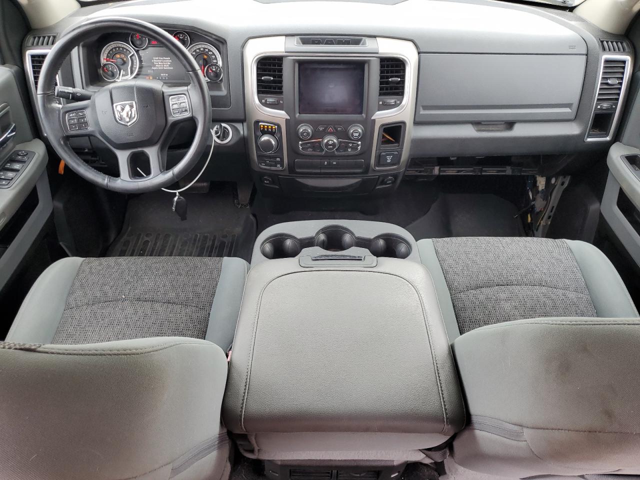 1C6RR7LT4KS605830 2019 Ram 1500 Classic Slt