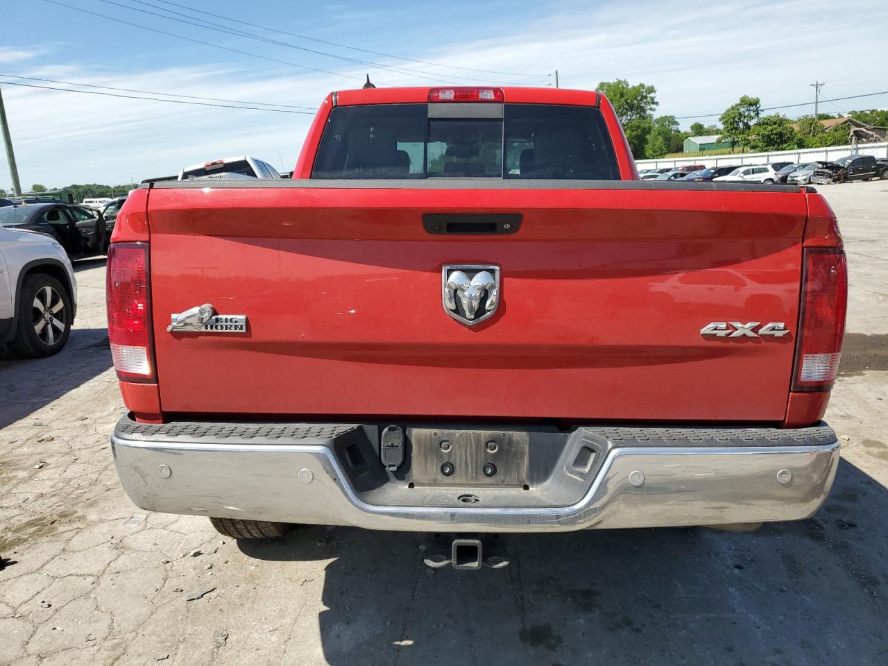 1C6RR7LG9HS631917 2017 Ram 1500 Slt