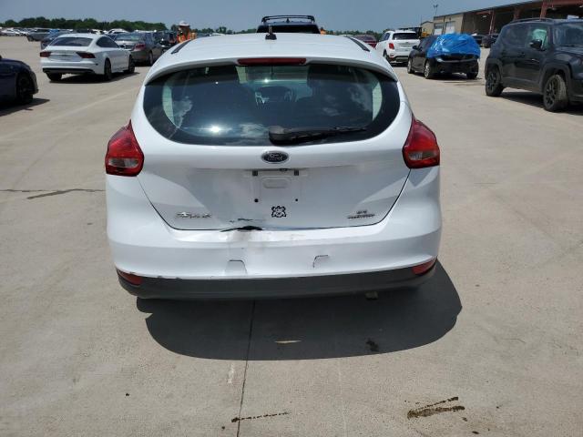 2015 Ford Focus Se VIN: 1FADP3K20FL234035 Lot: 53850924