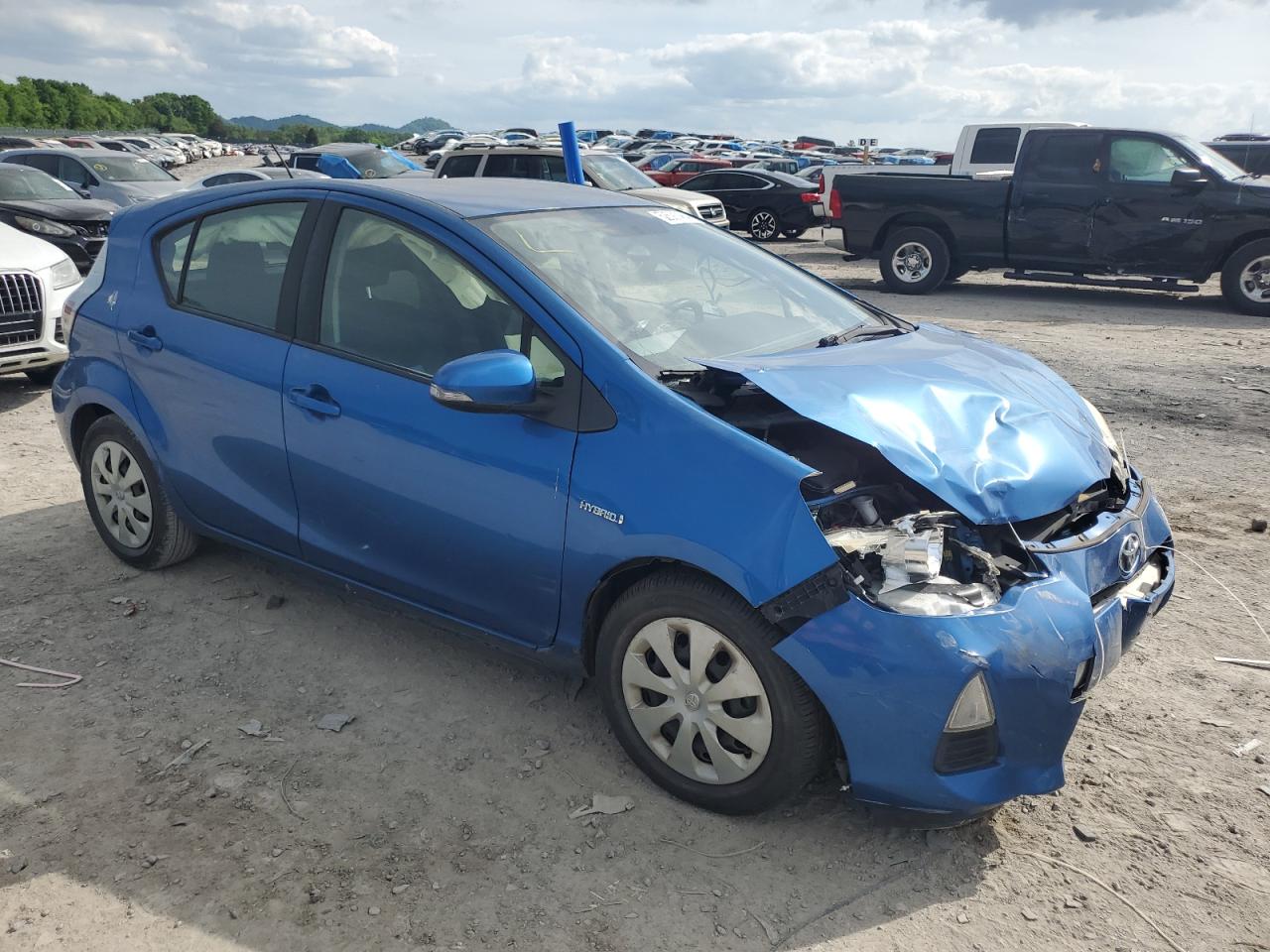 2012 Toyota Prius C vin: JTDKDTB34C1023026