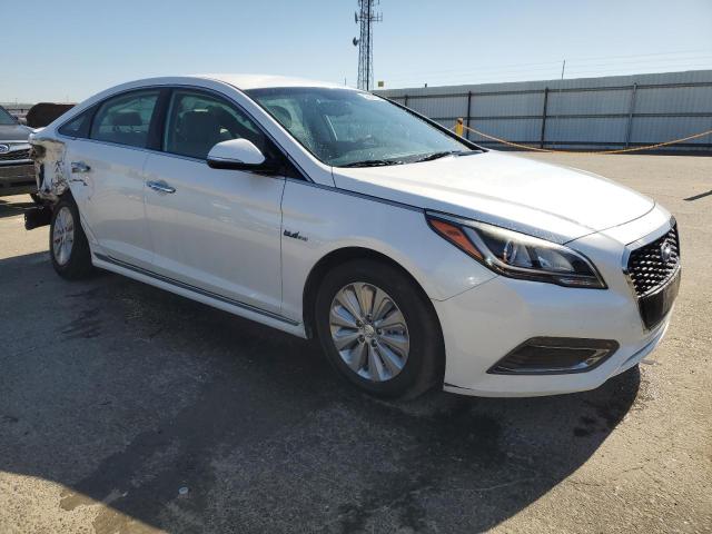 2016 Hyundai Sonata Hybrid VIN: KMHE24L18GA041911 Lot: 53607224