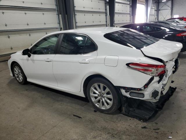 2018 Toyota Camry L VIN: 4T1B11HK4JU522072 Lot: 54802494