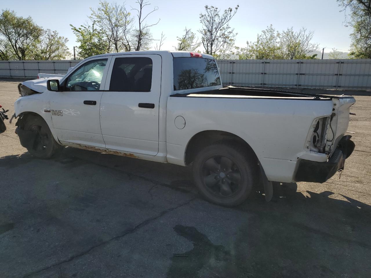 2015 Ram 1500 St vin: 3C6RR7KT5FG676291