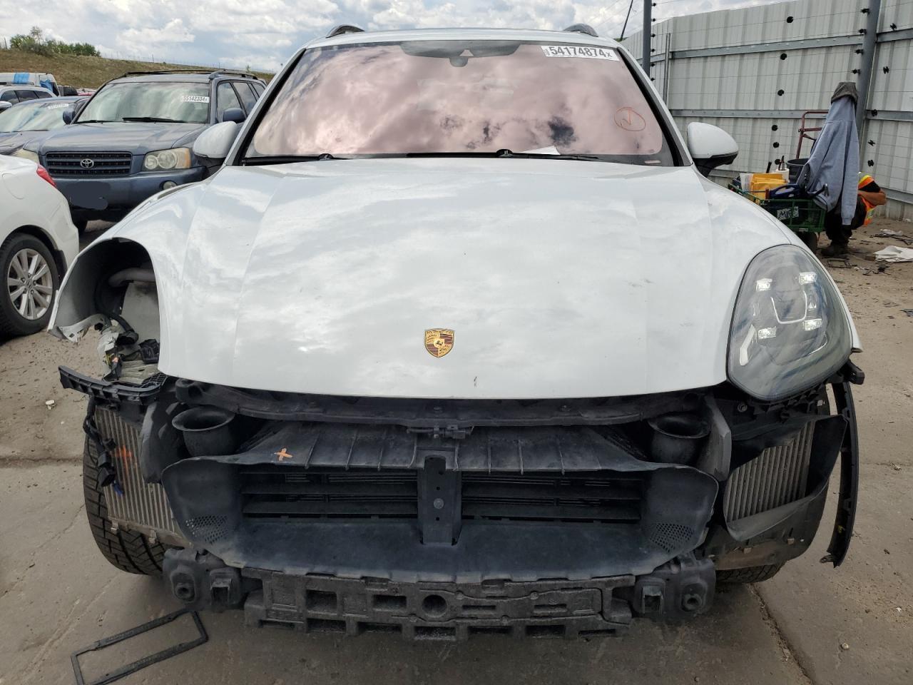 WP1AB2A2XGLA93689 2016 Porsche Cayenne S