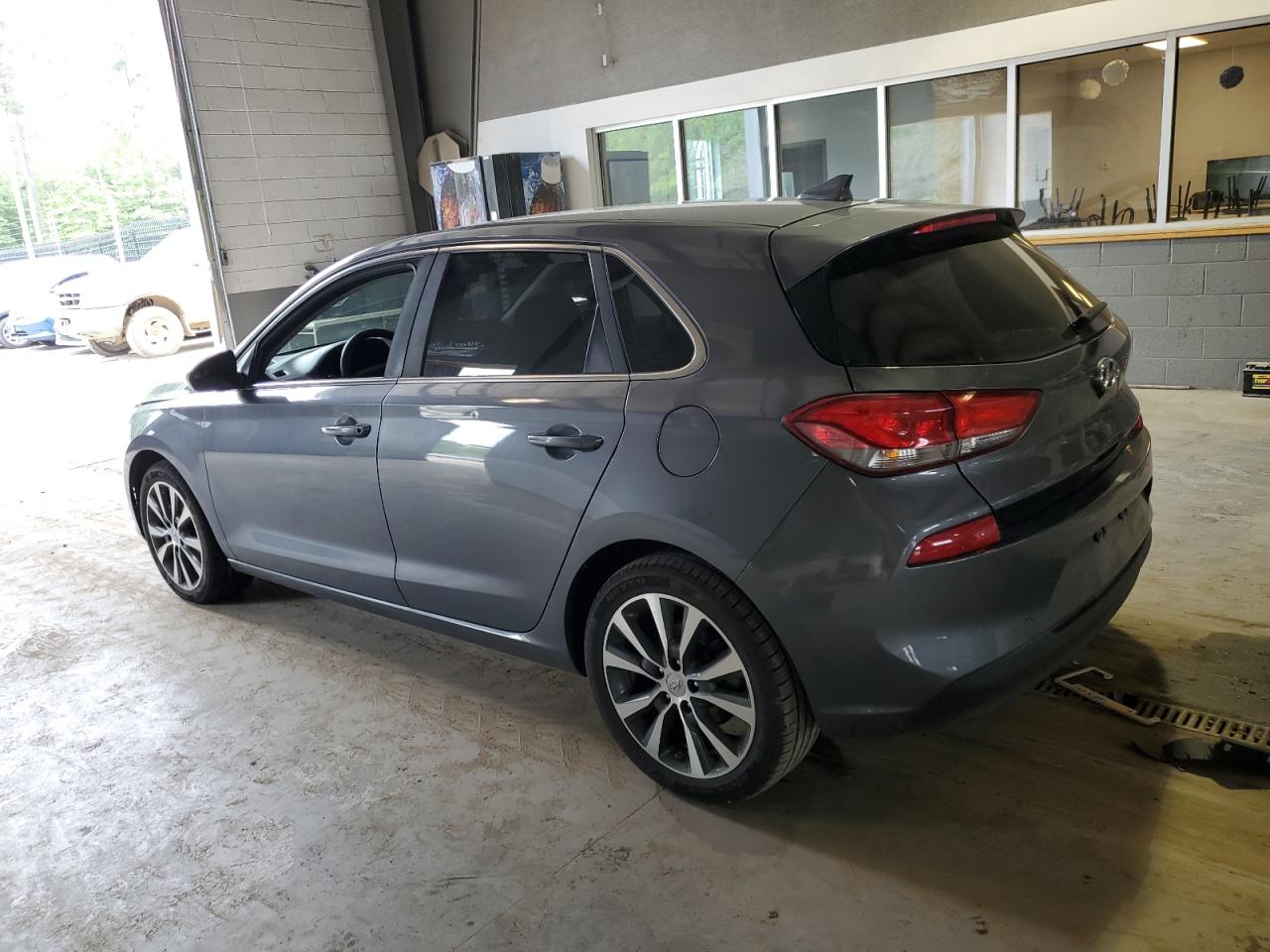 KMHH35LE5KU095211 2019 Hyundai Elantra Gt