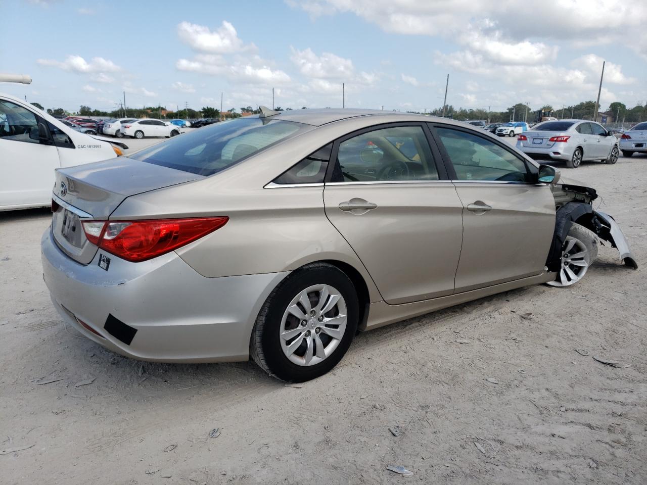 5NPEB4ACXBH266616 2011 Hyundai Sonata Gls