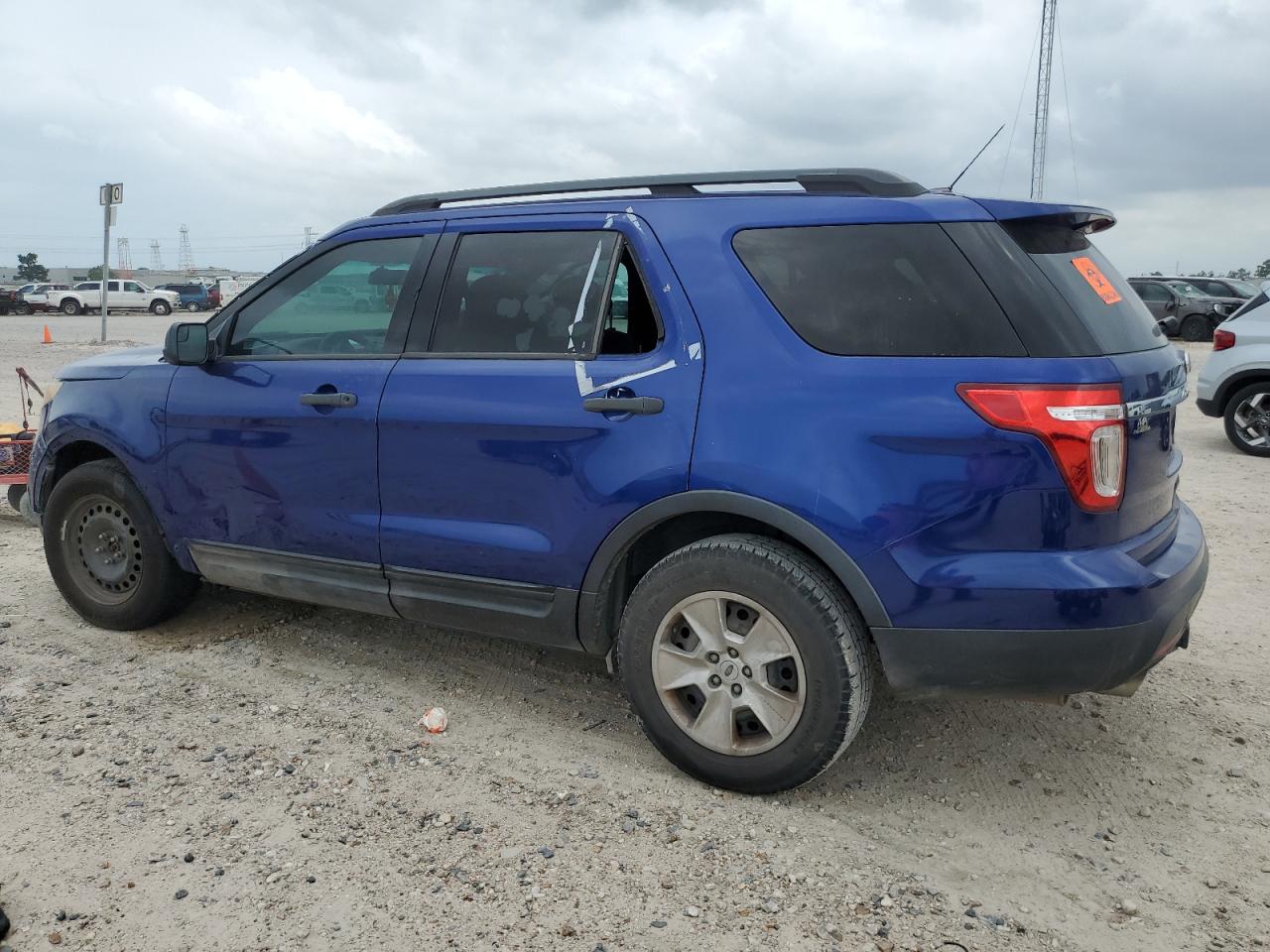 2014 Ford Explorer vin: 1FM5K7B88EGA32393