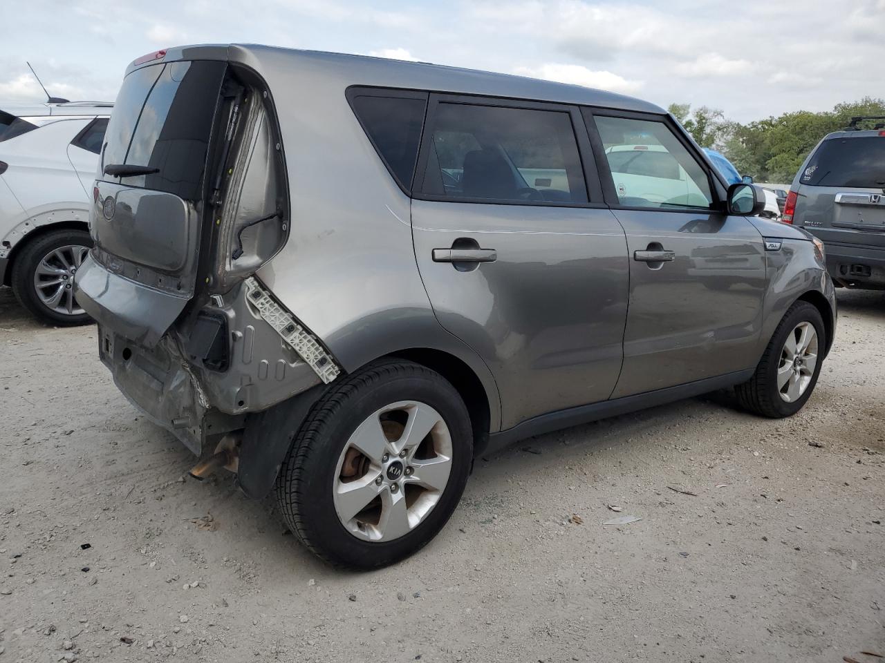 KNDJN2A22K7692435 2019 Kia Soul