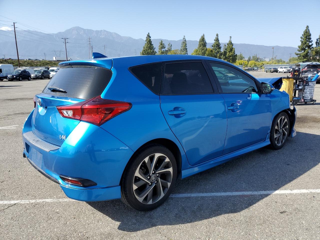 2017 Toyota Corolla Im vin: JTNKARJE5HJ543592