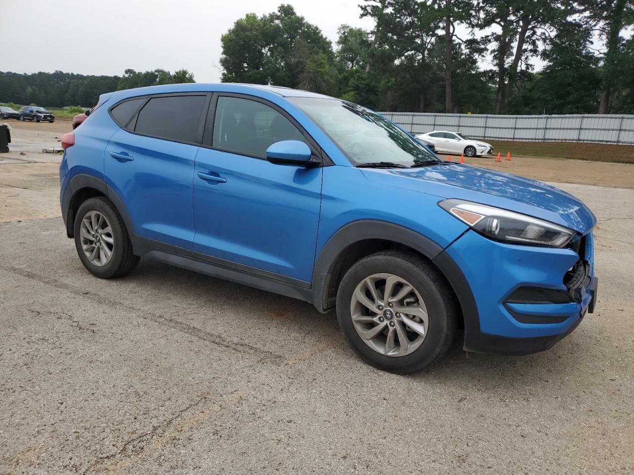 KM8J23A45HU330797 2017 Hyundai Tucson Se