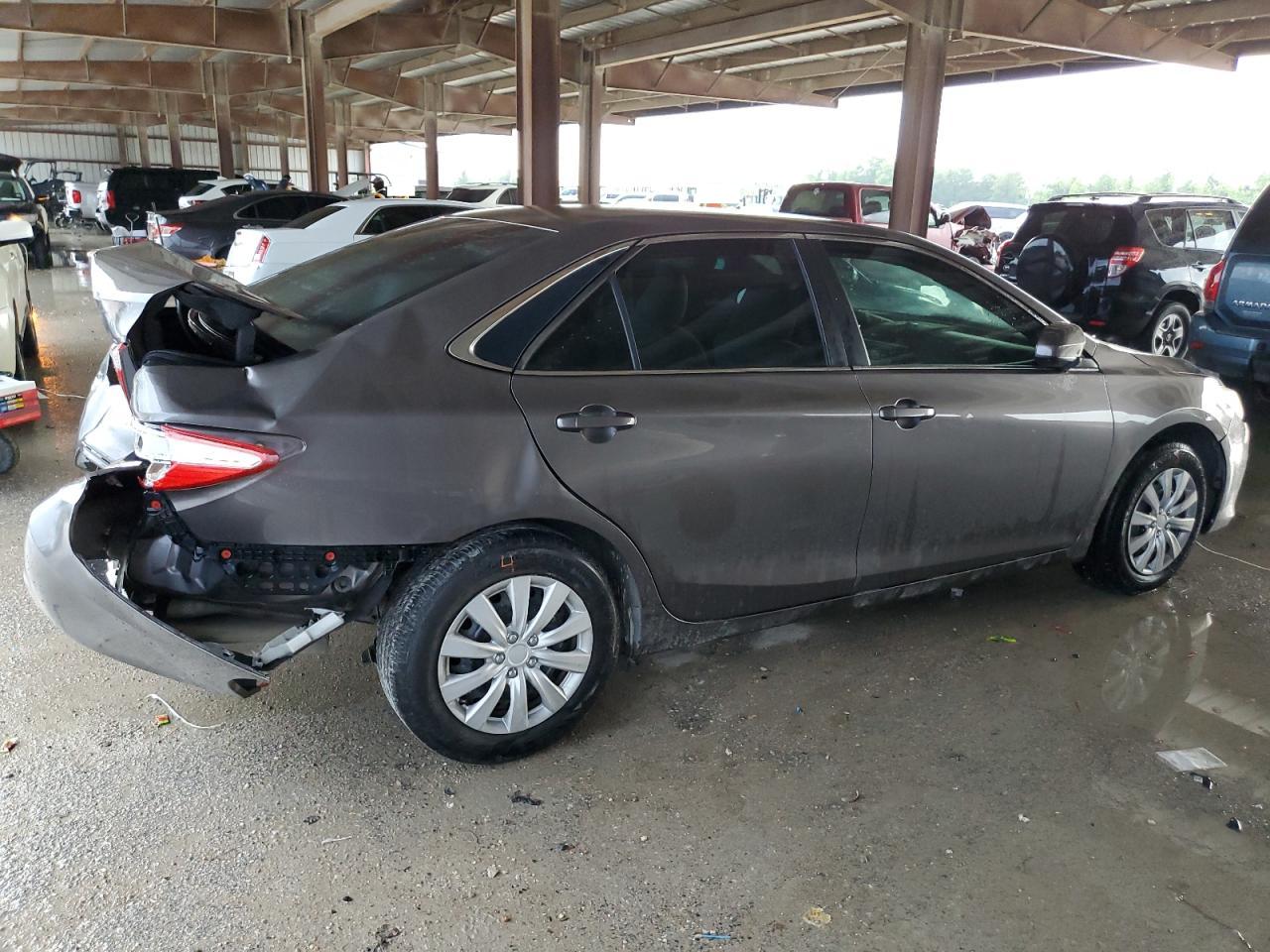 4T1BF1FK8FU880853 2015 Toyota Camry Le