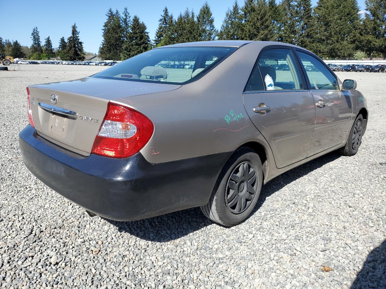 4T1BE32K22U518998 2002 Toyota Camry Le