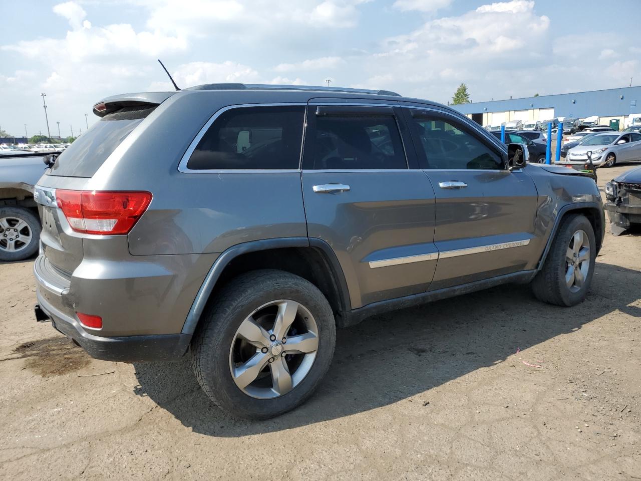 1J4RR6GT1BC710617 2011 Jeep Grand Cherokee Overland