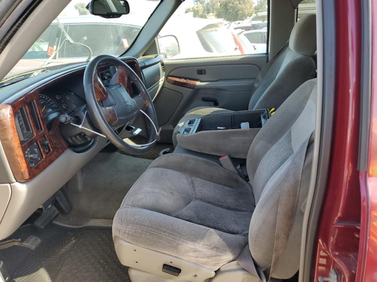 1GNEC13V74J321647 2004 Chevrolet Tahoe C1500