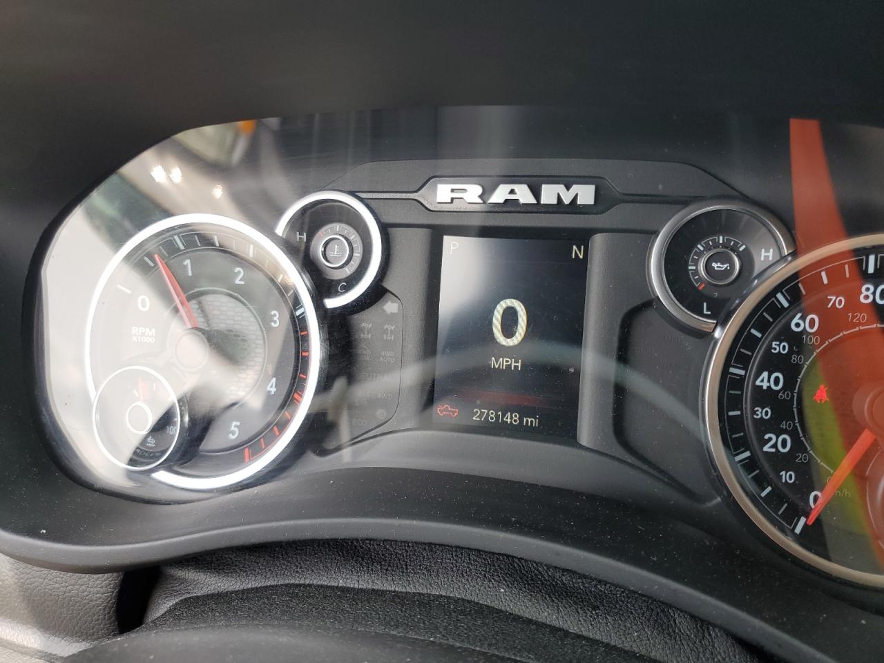 3C63R3DL5KG580733 2019 Ram 3500 Big Horn