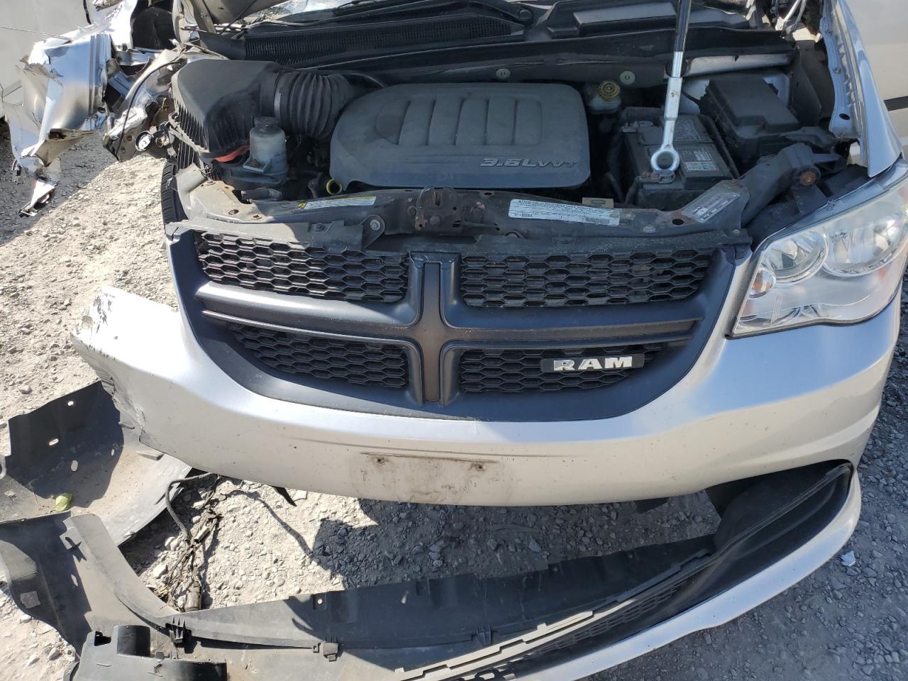 2C4RDGAG1CR371615 2012 Dodge Ram Van