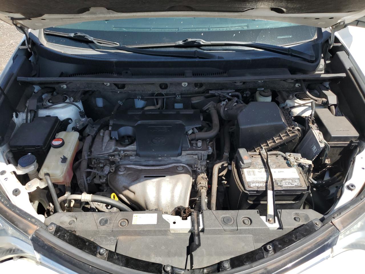JTMZFREV9GJ083415 TOYOTA RAV4 2016