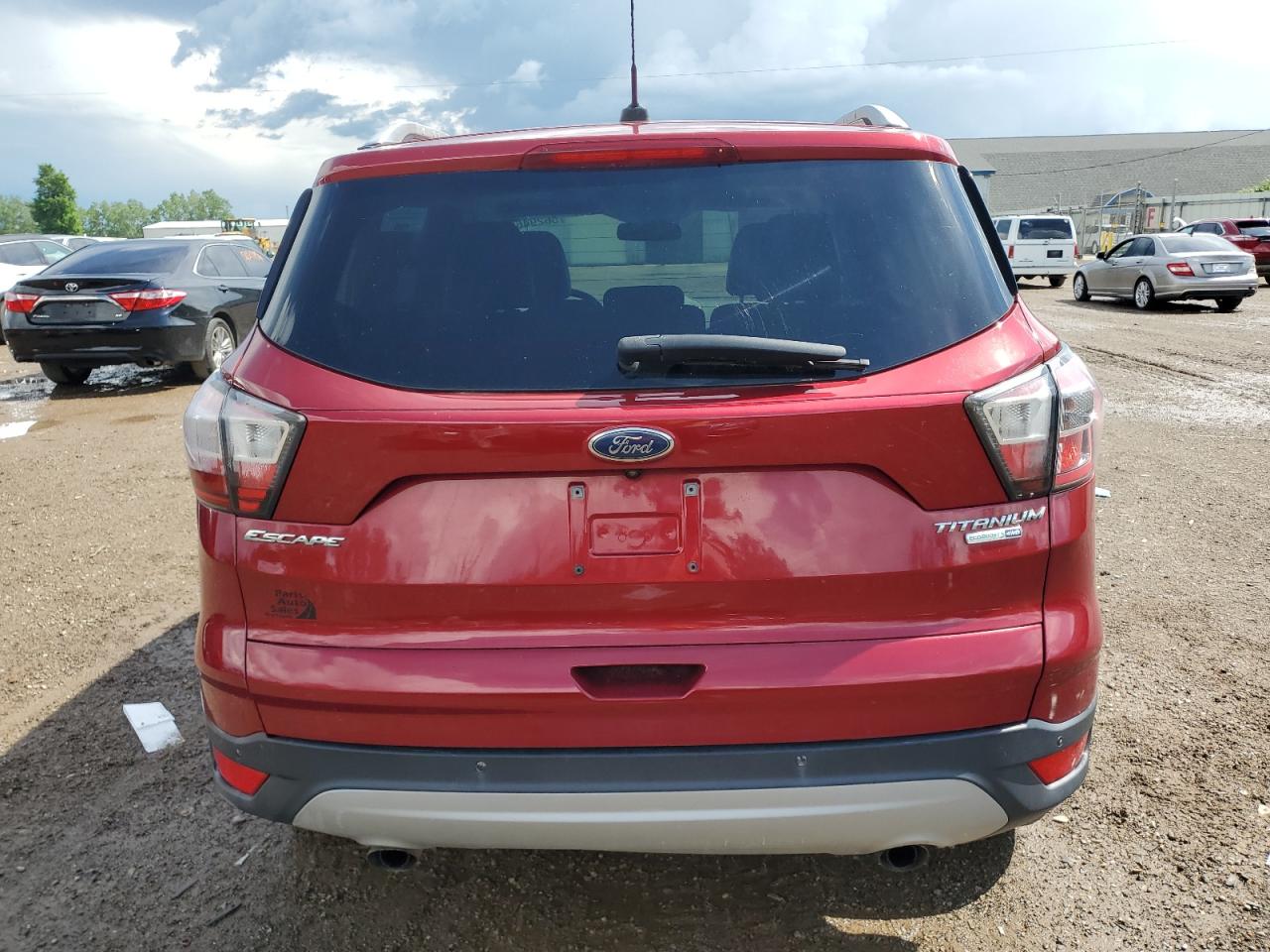 2017 Ford Escape Titanium vin: 1FMCU9JD8HUA13179