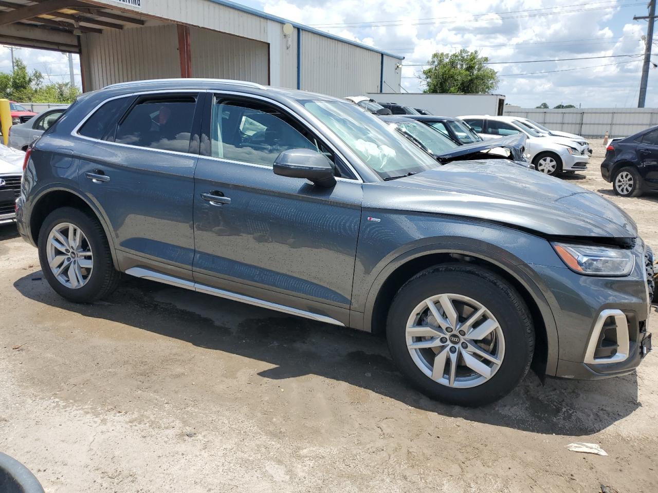 WA1GAAFY5N2015145 2022 Audi Q5 Premium 45