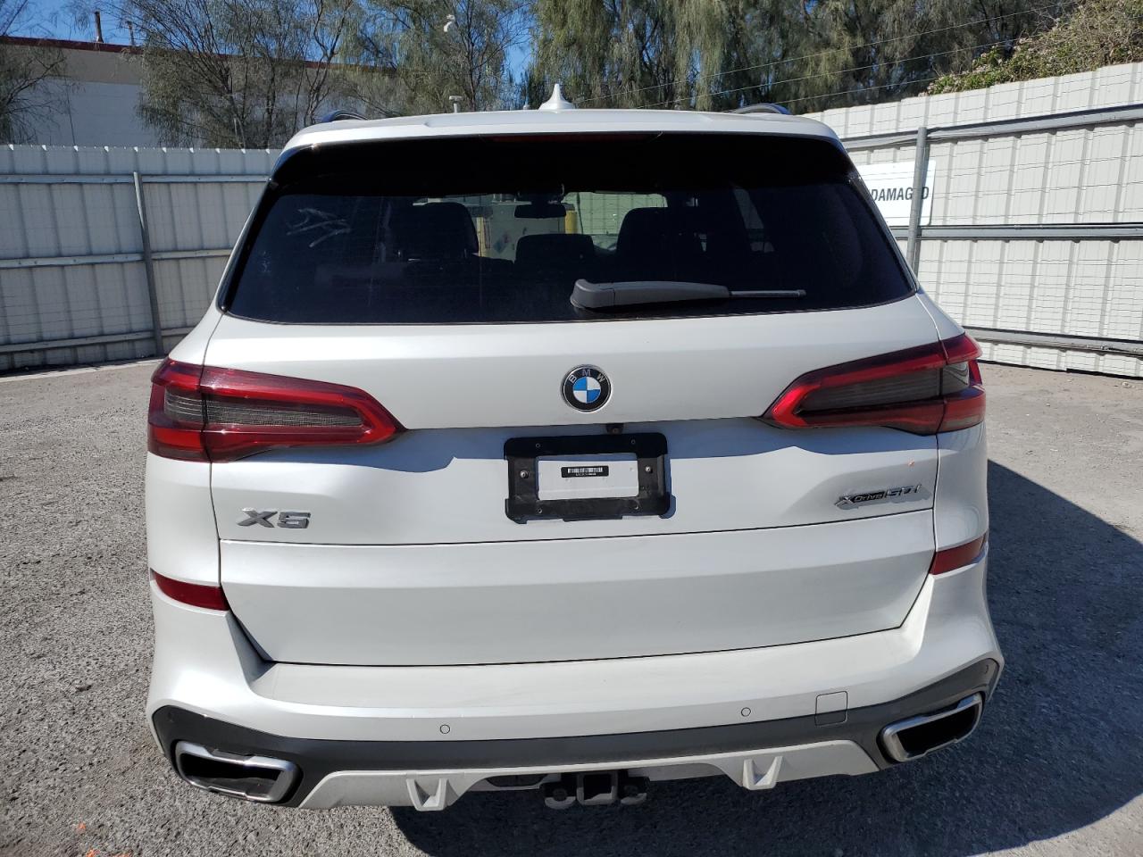 5UXJU2C55KLN66408 2019 BMW X5 xDrive50I