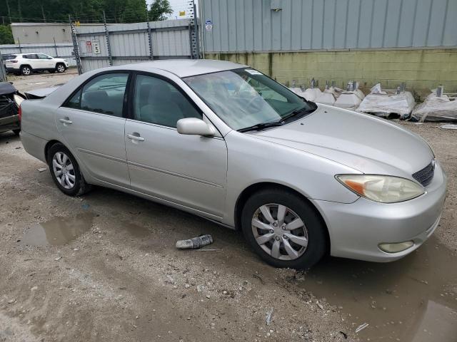 2004 Toyota Camry Le VIN: 4T1BE30K24U824881 Lot: 55996334