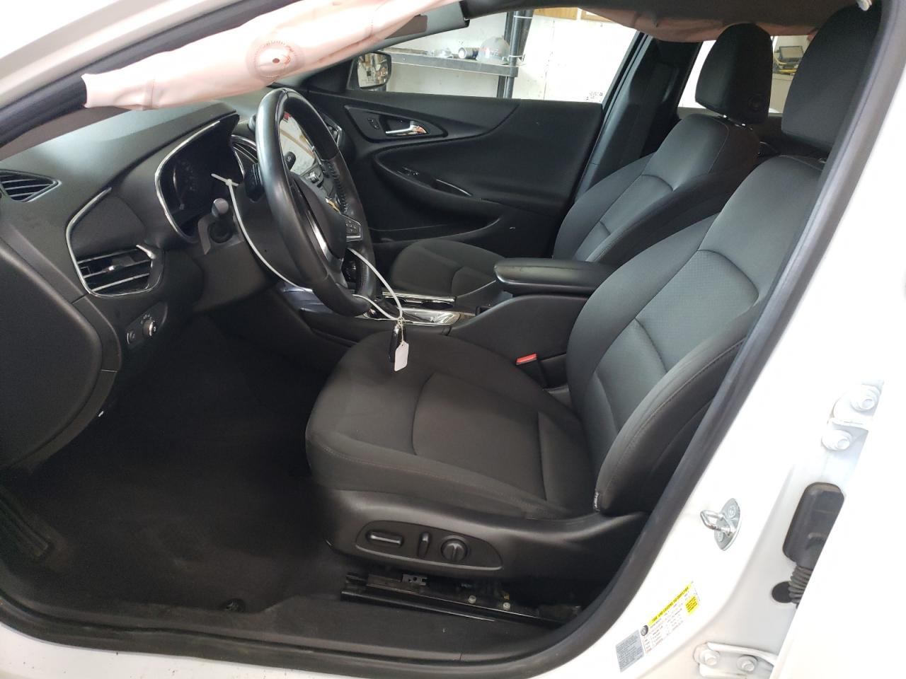 1G1ZE5ST6HF103762 2017 Chevrolet Malibu Lt