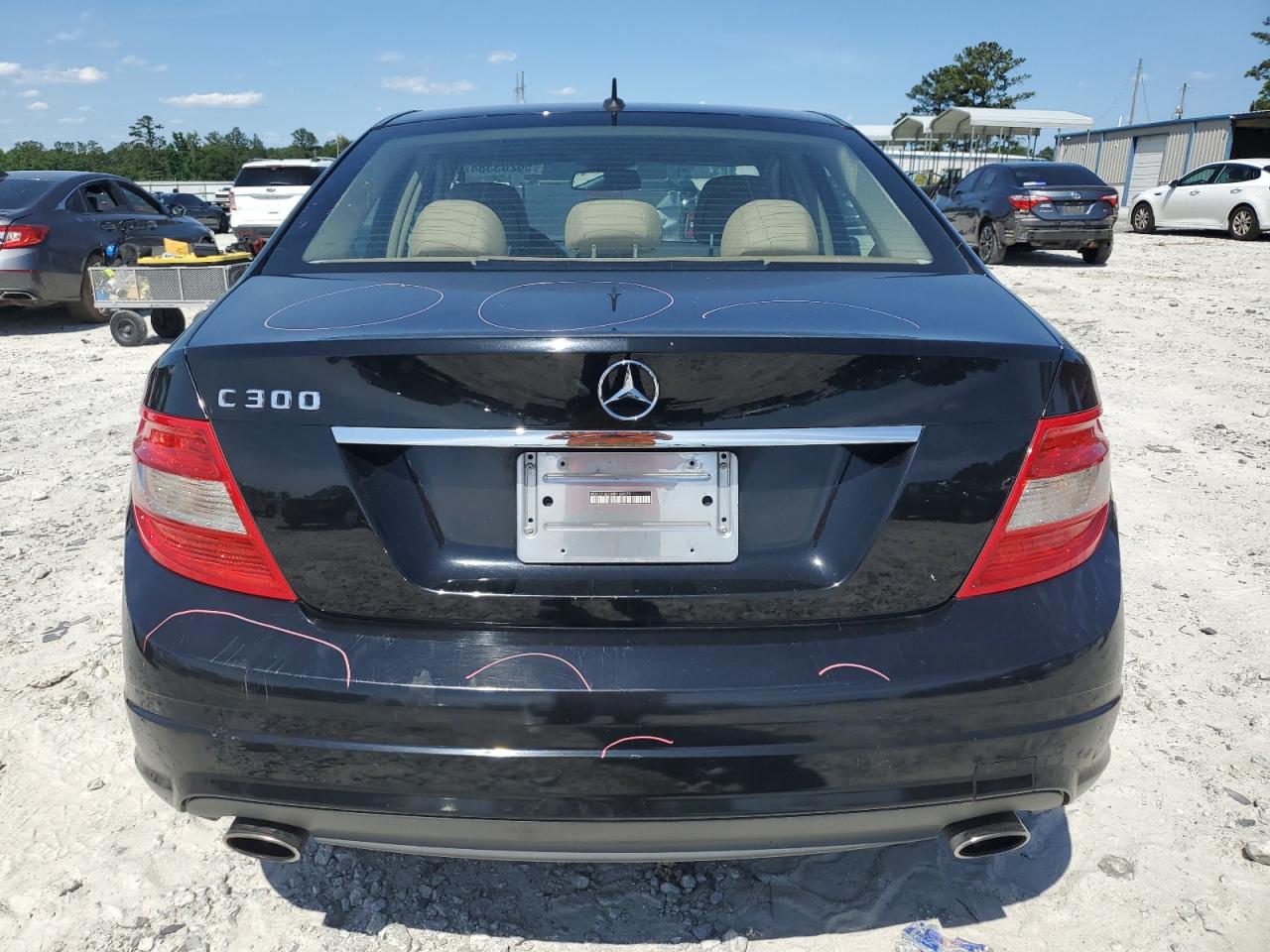 WDDGF5EBXBR183979 2011 Mercedes-Benz C 300