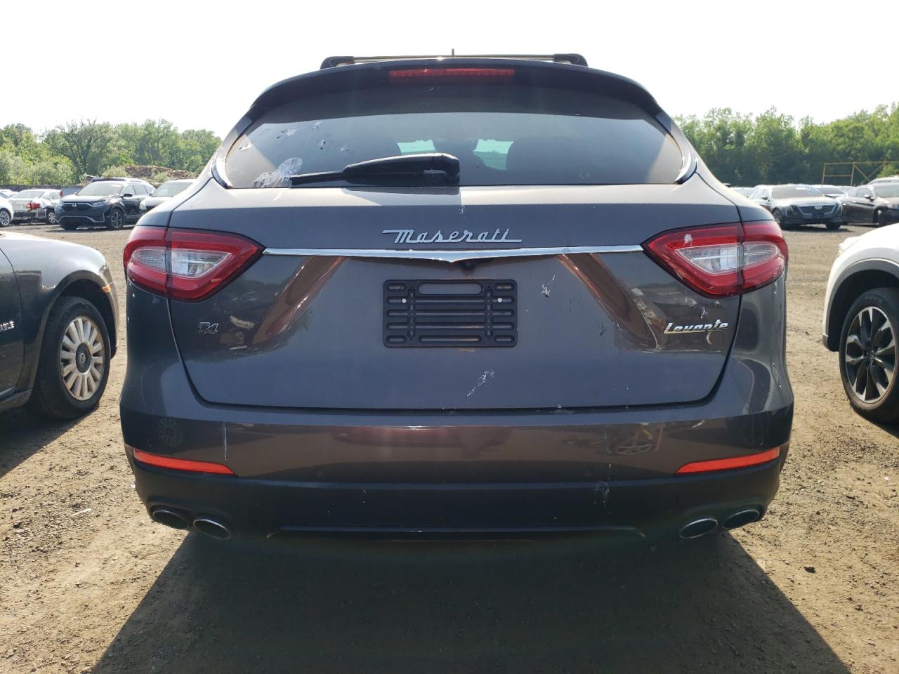 ZN661XUA0JX297250 2018 Maserati Levante