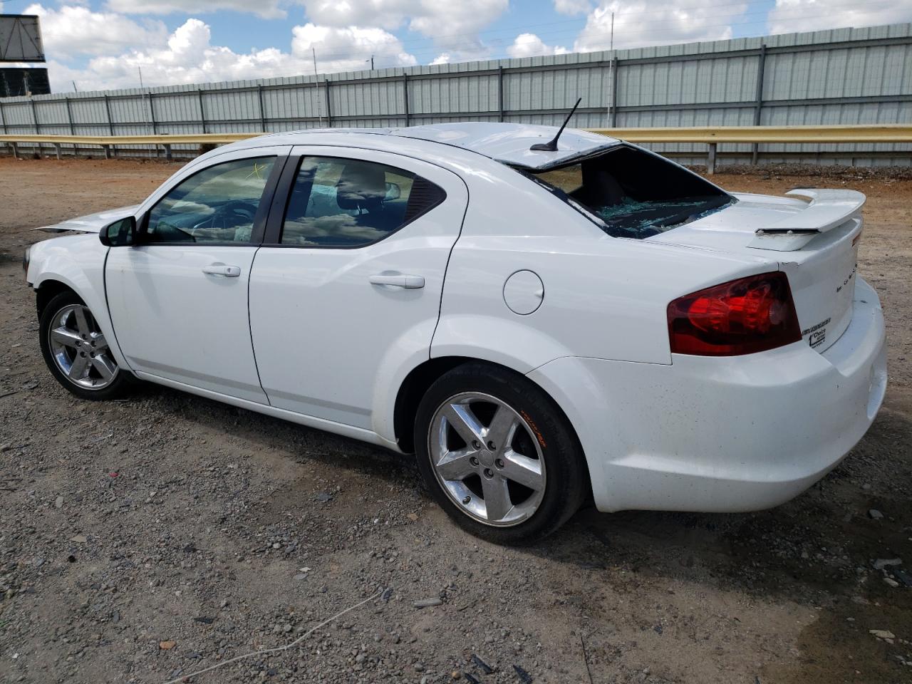 1C3CDZAB5EN203678 2014 Dodge Avenger Se