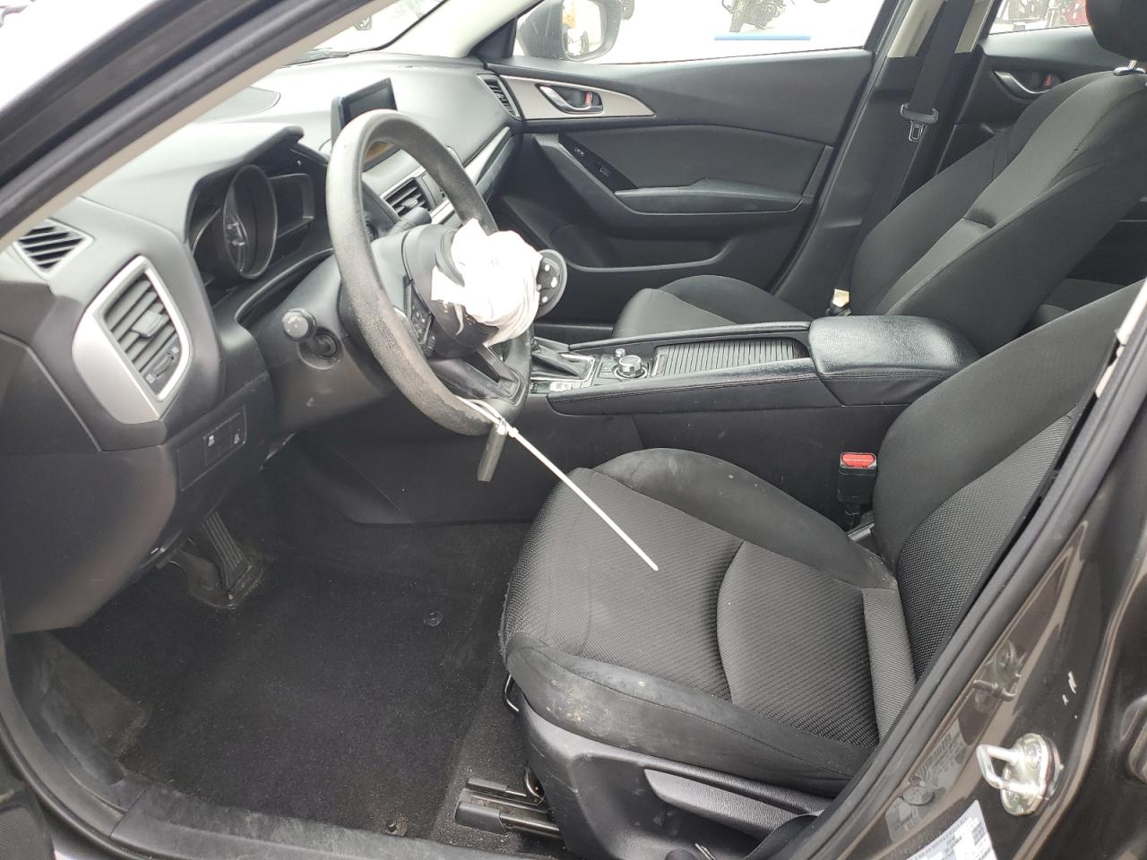 3MZBN1U70JM195715 2018 Mazda 3 Sport