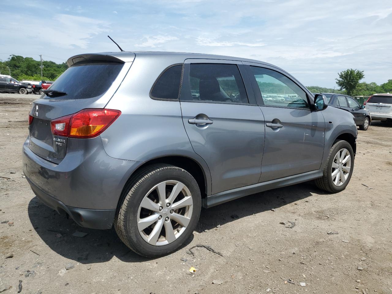 4A4AP3AU1DE006054 2013 Mitsubishi Outlander Sport Es