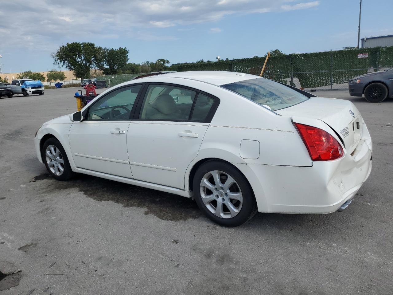 1N4BA41E48C815227 2008 Nissan Maxima Se